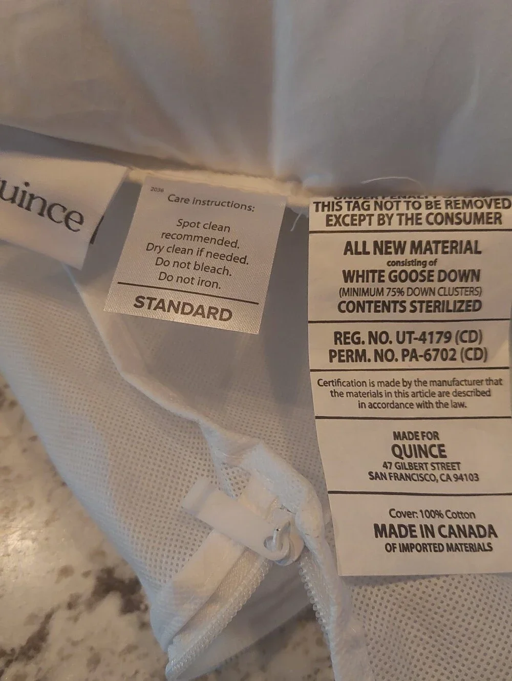 NWOT- Quince Standard White Goose Down Pillow ( Soft/ Medium)(P46)
